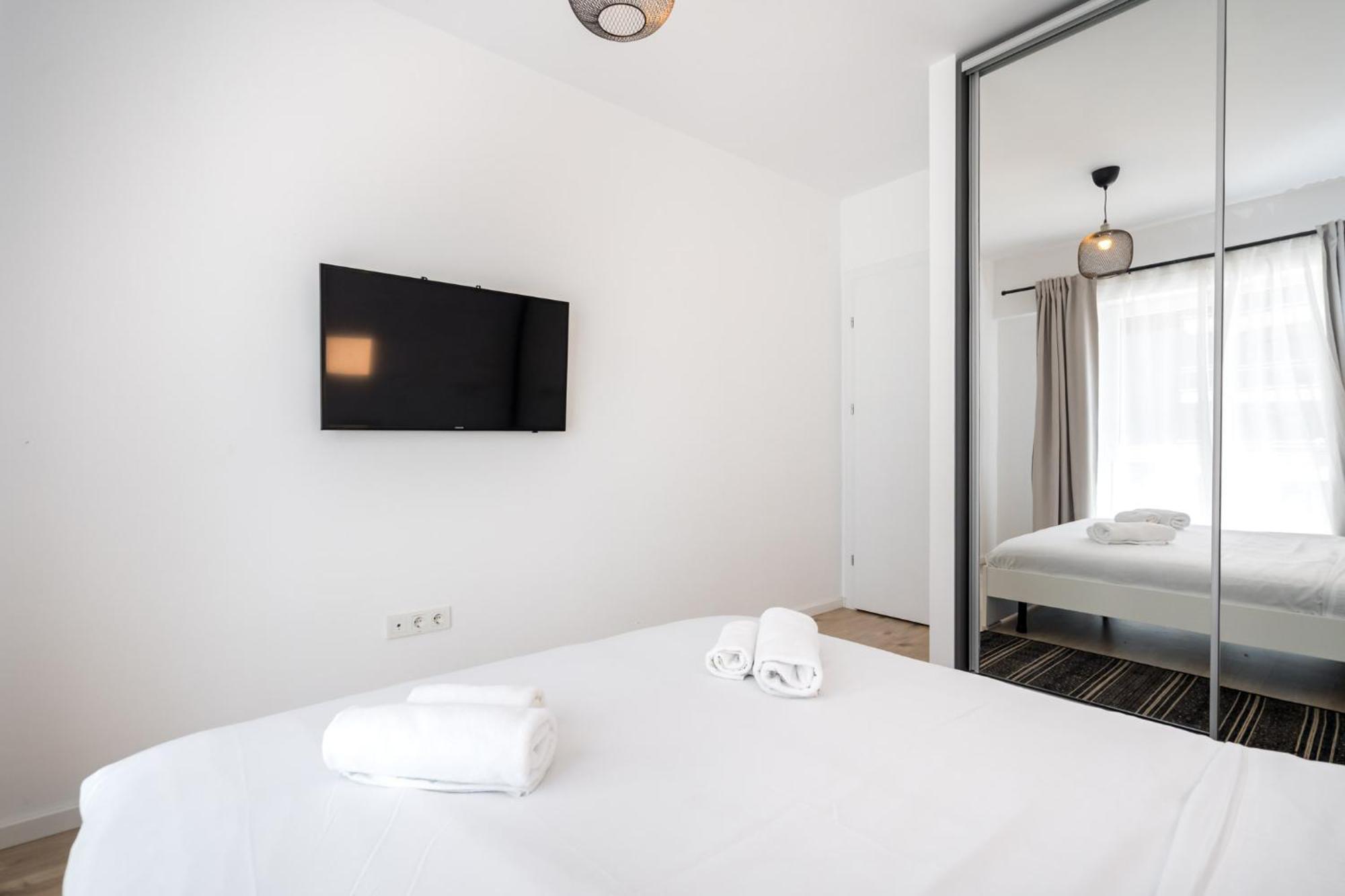 Arrivederci - Elegant 1Br In Belvedere Residence Bucharest Exterior photo