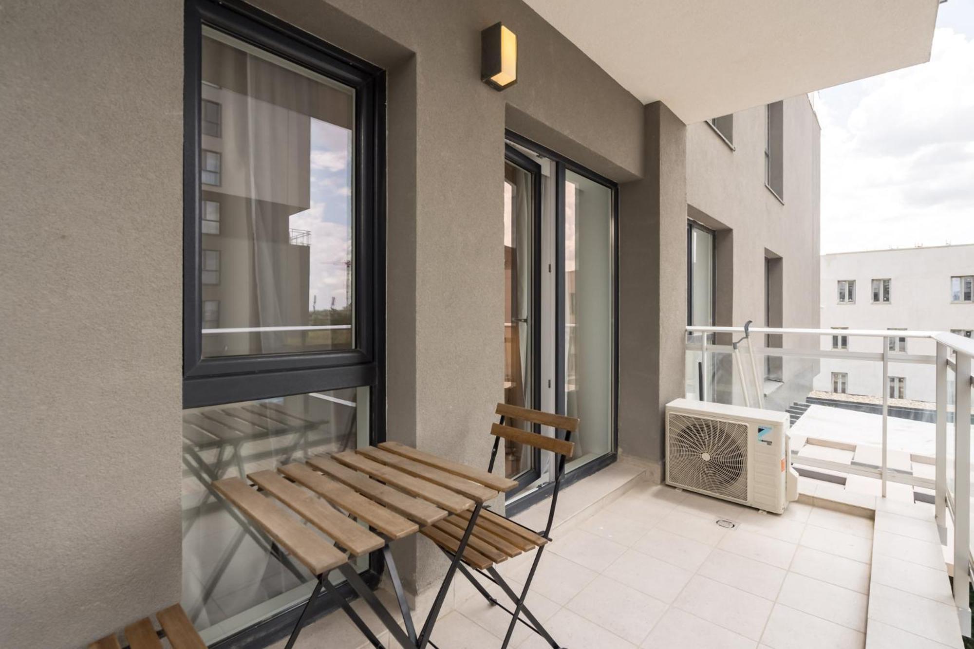 Arrivederci - Elegant 1Br In Belvedere Residence Bucharest Exterior photo
